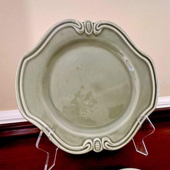 Two beautiful decor plates - Picture 4 of 5